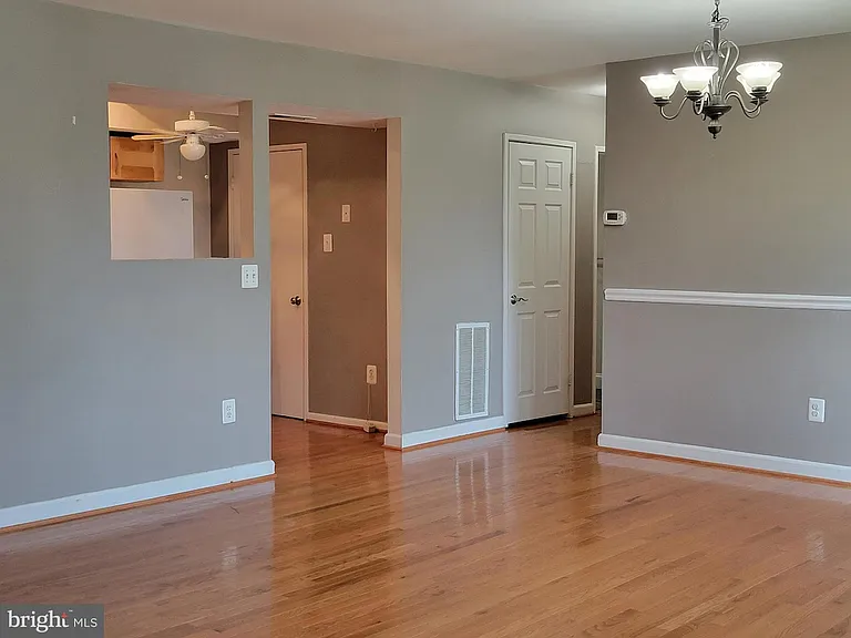 10239 Prince Pl #104 — Photo 11