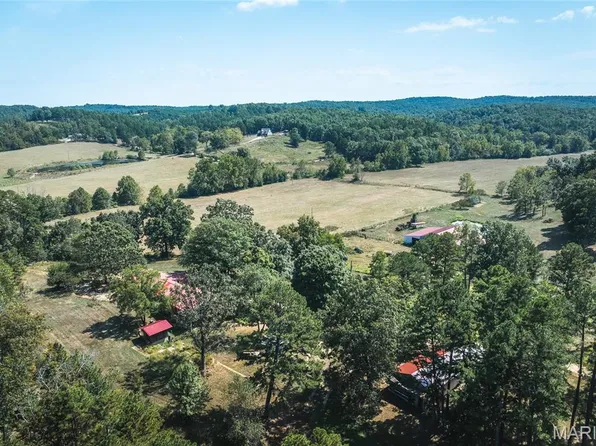 15406 State Route H, Winona, MO 65588