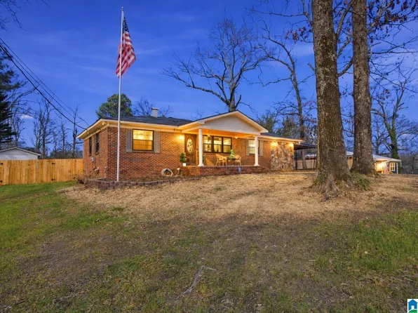 331 Oakhurst St, Mount Olive, AL 35117