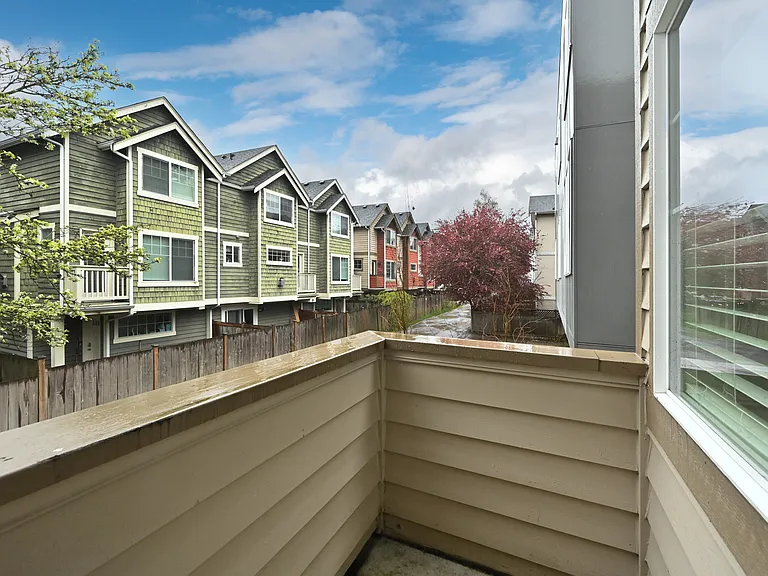 8509 Midvale Ave N #C — Photo 17