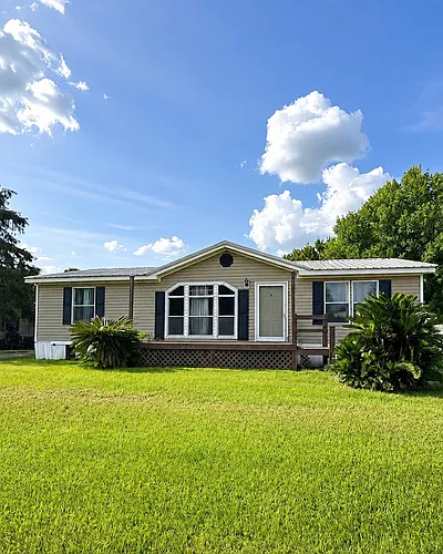 402 Windsong Dr Photo 1