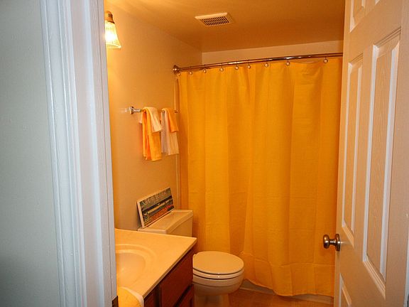 3rd image of 1167 Olive Lake Dr APT J