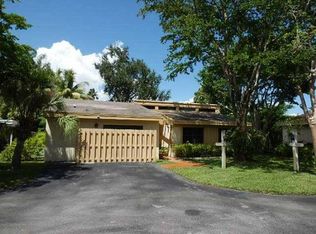 9215 SW 78th Ct, Miami, FL 33156