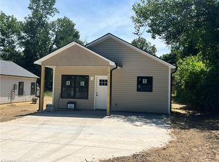 327 Pickett Pl, High Point, NC 27262