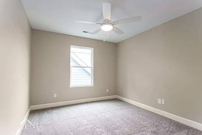 5365 Lynnland Ter — Photo 13