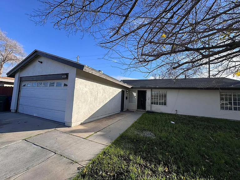 3512 Balmont St — Photo 1