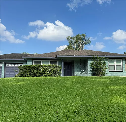 8011 Lorrie Dr Photo 1 8011 Lorrie Dr Photo 1