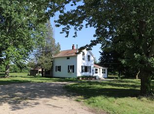 3835 Pier Rd, Benton Harbor, MI 49022