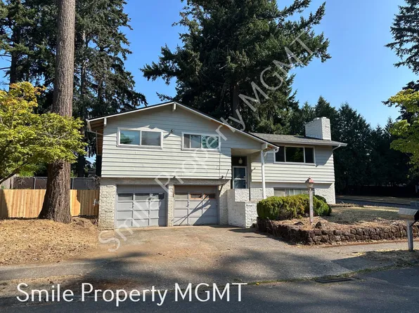 16927 SE Franklin St, Portland, OR 97236