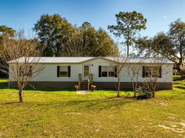 110 Cedar St, Melrose, FL 32666