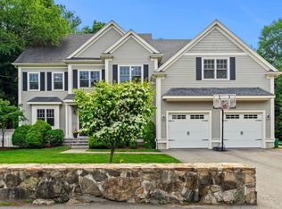 84 Hancock St, Lexington, MA 02420