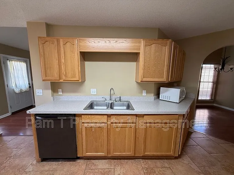 257 Shady Oak Cir — Photo 7