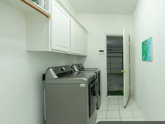 3rd image of 1612 Falmouth Dr