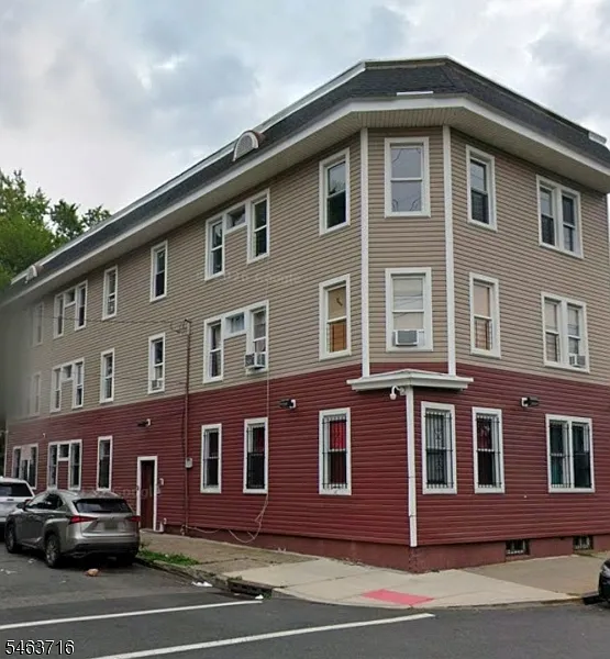 544 Grove St #5