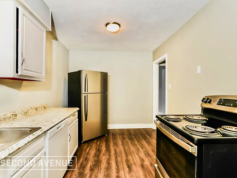 1032 Sale Ave — Photo 4