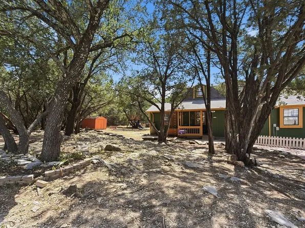 5716 San Jacinto Dr, Granbury, TX 76048