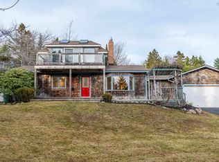 310 Hillside Dr, Halifax, NS B3Z1W8