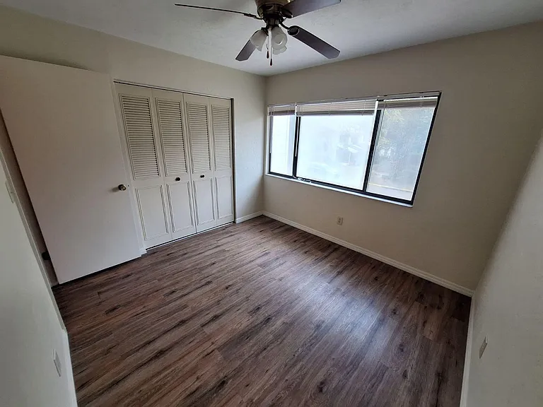 6111 SW 8th Pl — Photo 21