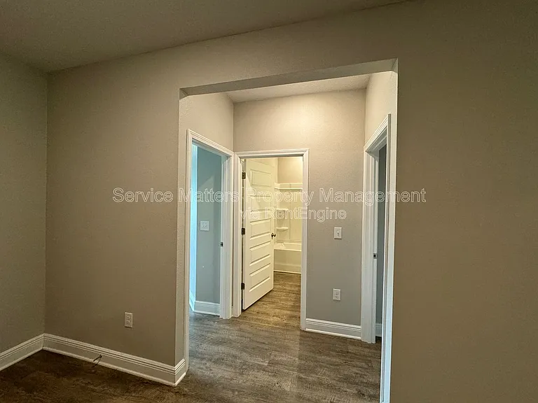 7982 Silver Maple Dr — Photo 6