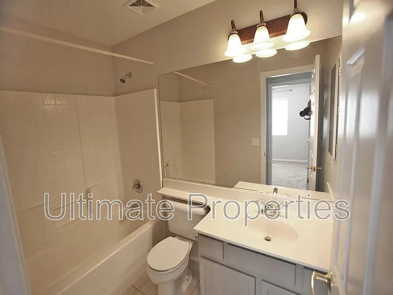 7725 W Foothill Dr — Photo 11