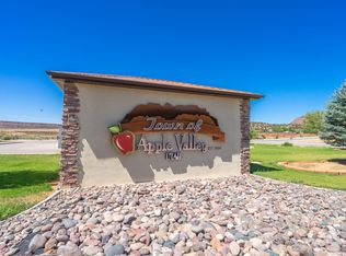 W Foothill Dr, Hurricane, UT 84737