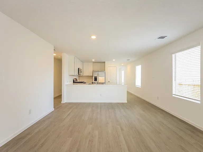 425 Payton Pl — Photo 6