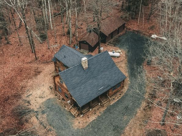116 Skyline Trl, Middlefield, MA 01243