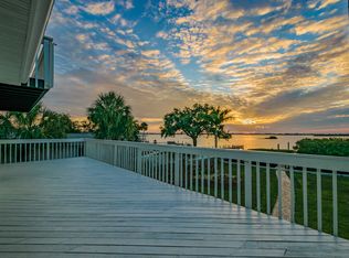 2800 Pelham Rd N, Saint Petersburg, FL 33710