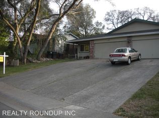 6108 Oakgreen Cir, Carmichael, CA 95608