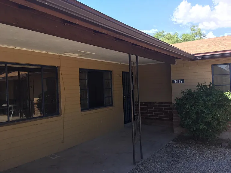 3617 E Lee St — Photo 2