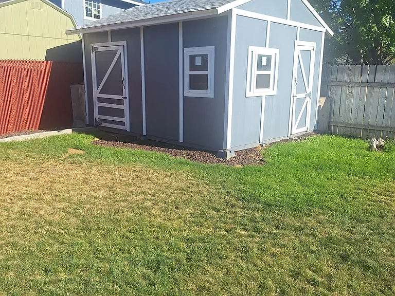 213 Sharon Ave E — Photo 11