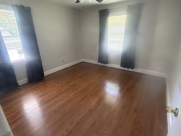 139 Winthrop Dr — Photo 8
