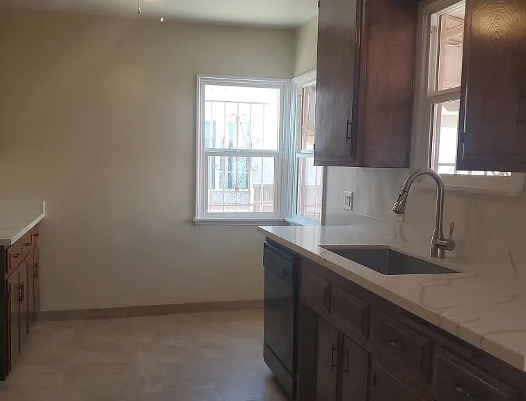 7041 Olive Ave — Photo 6