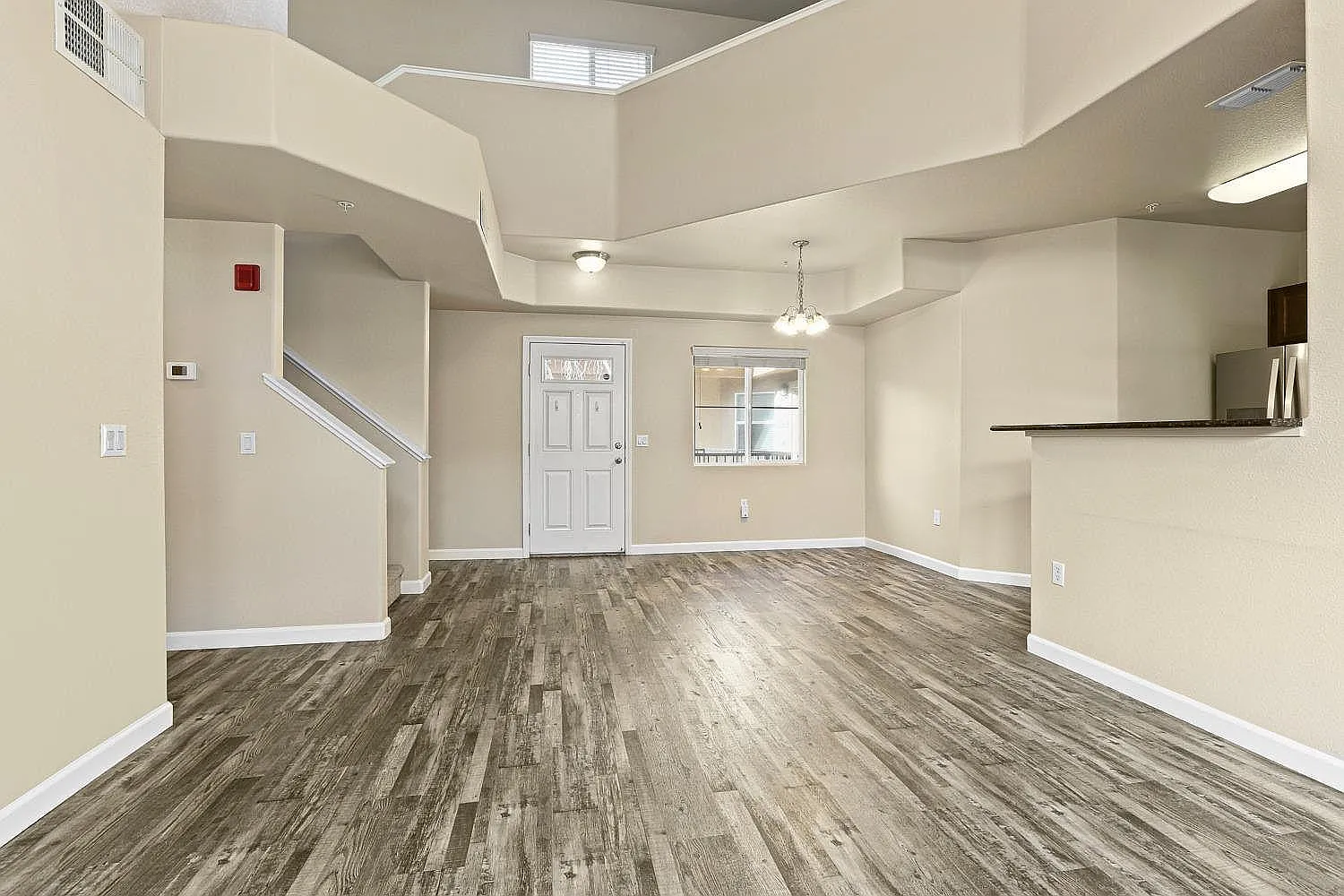 2 bed, 1250 sqft, $2,350 — Photo 1