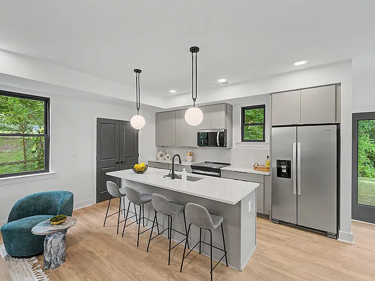 6717 Tracy Ave — Photo 11