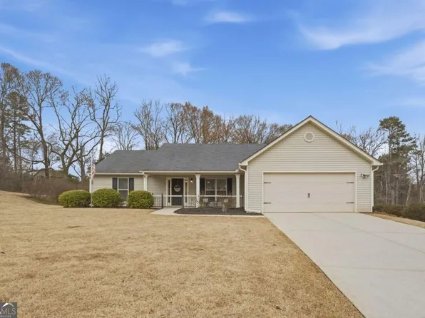 228 Falling Leaf Ln, Winder, GA 30680