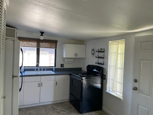 Efficient kitchen.