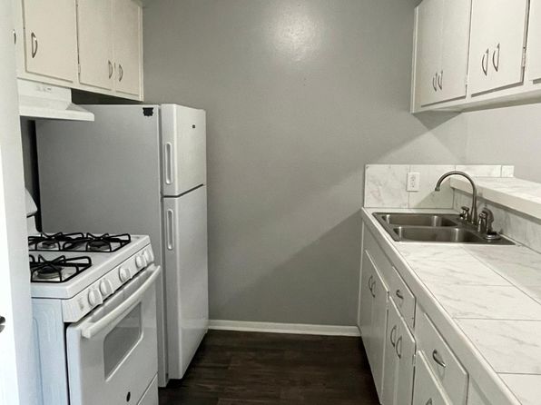 1301 S Hood St APT 11