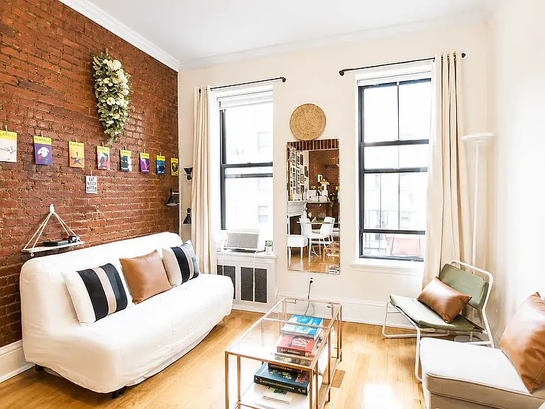 24 W 75th St #5B — Photo 3