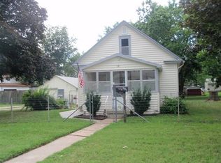 121 E Pine St, Junction City, KS 66441