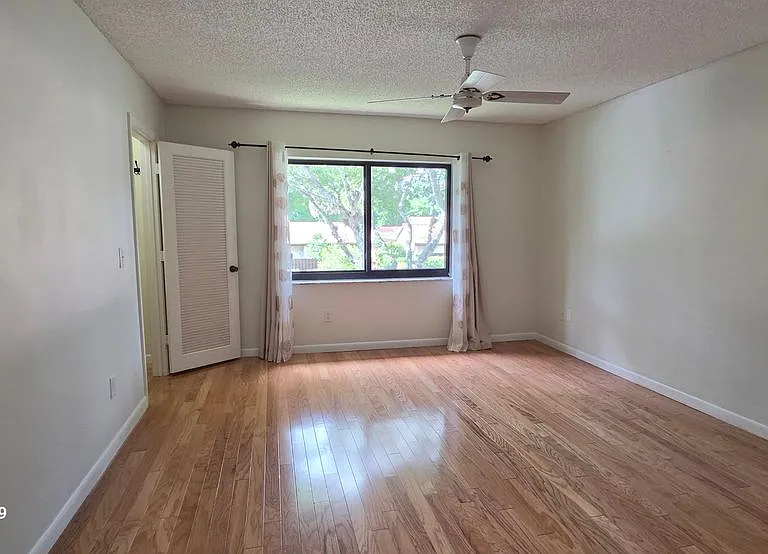 21810 Cypress Cir #B — Photo 11