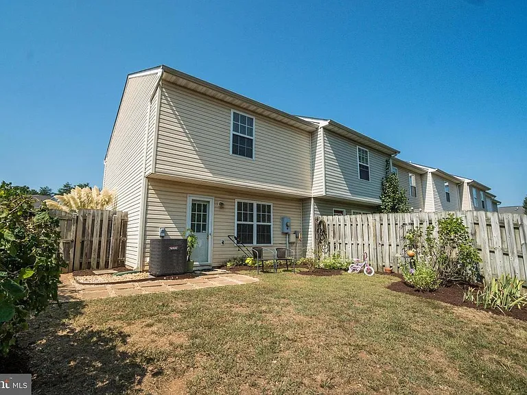9909 W Midland Way — Photo 13
