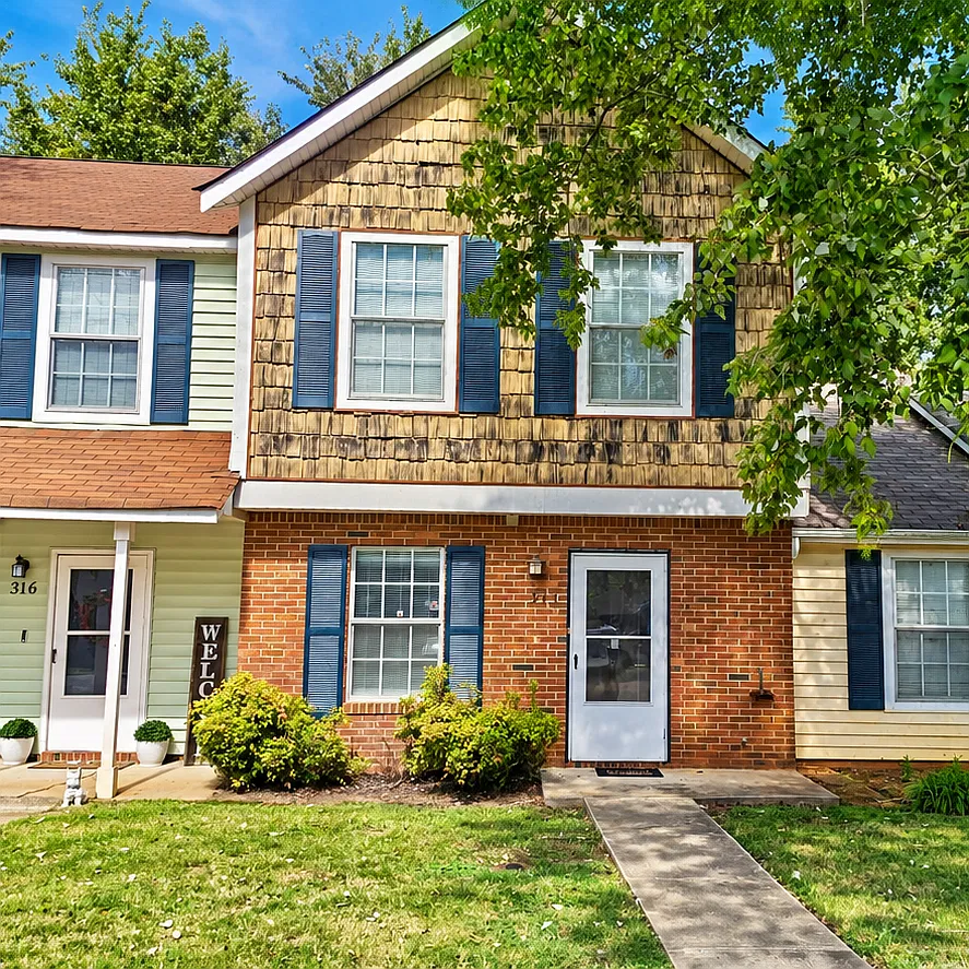 2 bed, 1.5 bath, 986 sqft, $1,295 — Photo 1