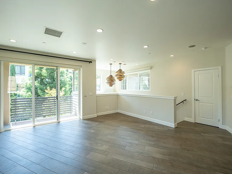 2nd Floor - Living Room