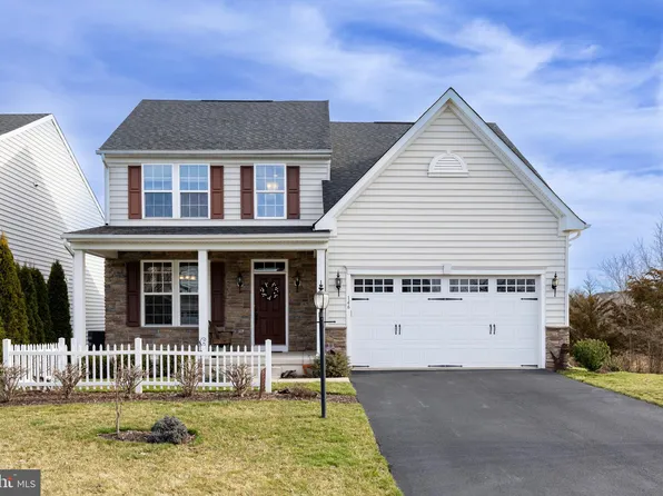 146 Garnet Dr, Gilbertsville, PA 19525