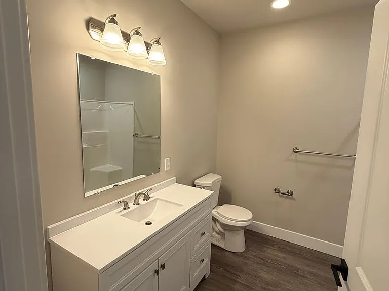 Salem Run Apartments Phase 2 — Photo 181