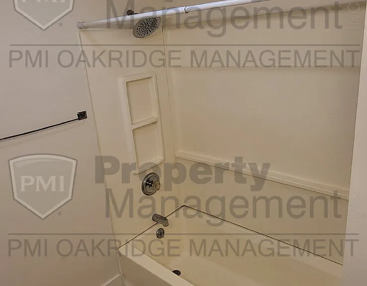24B N Mulberry St — Photo 7