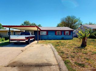 920 21st St, Woodward, OK 73801
