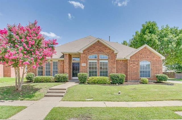 1st image of 4709 Spanishmoss Dr