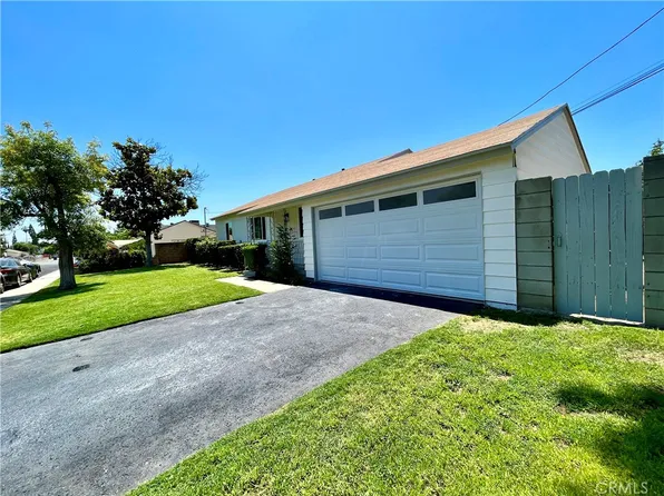 8519 Tyrone Ave, Panorama City, CA 91402